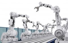 超全球平均！中國工業機器人密度達187臺/萬人，行業正走向“戰略進攻”